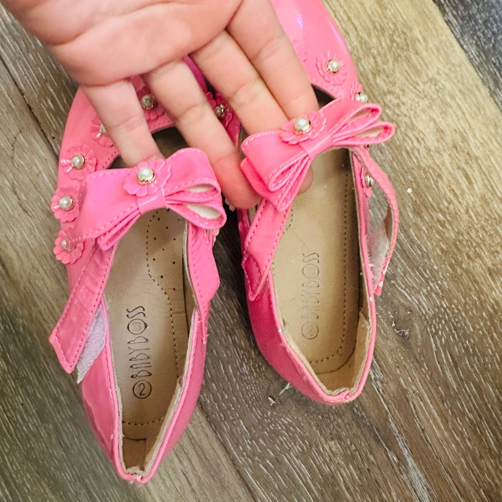 Baby Essentials Pink Floral Dress Shoes - Picture 3 of 3